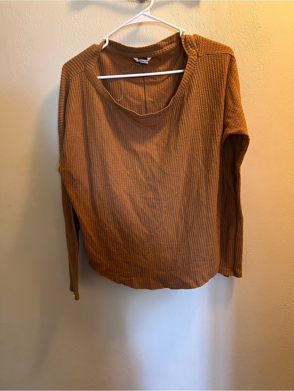 Aeropostale Waffle-Knit Long Sleeve Top in Rust